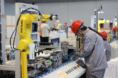 毫厘之间展技艺，智能工厂进赛场 信息技术领域106个赛项亮相第二届山东省职业技能大赛